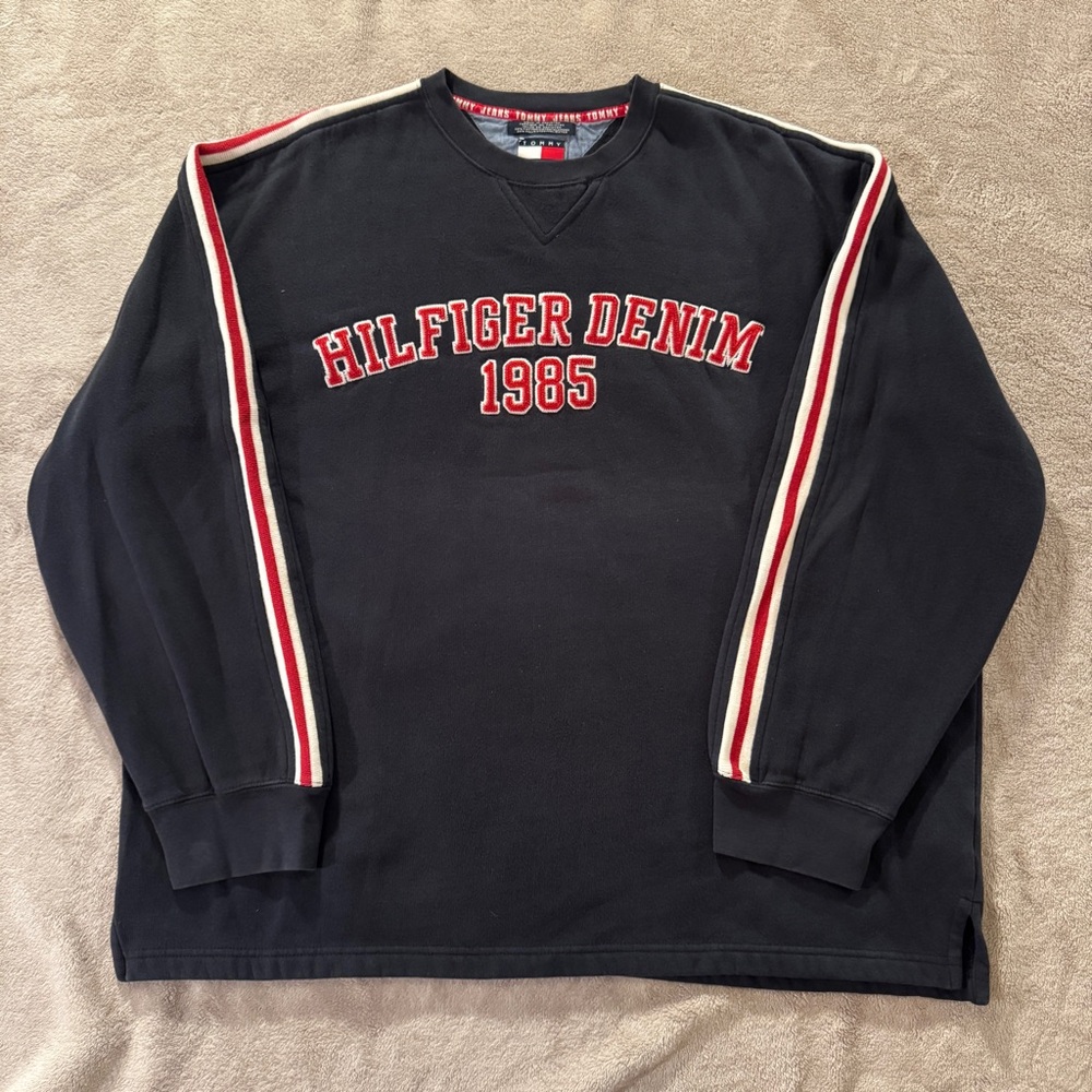 Y2K Tommy Hilfiger Navy Pullover Collegiate Block Lettering 1985 Racing Stripes